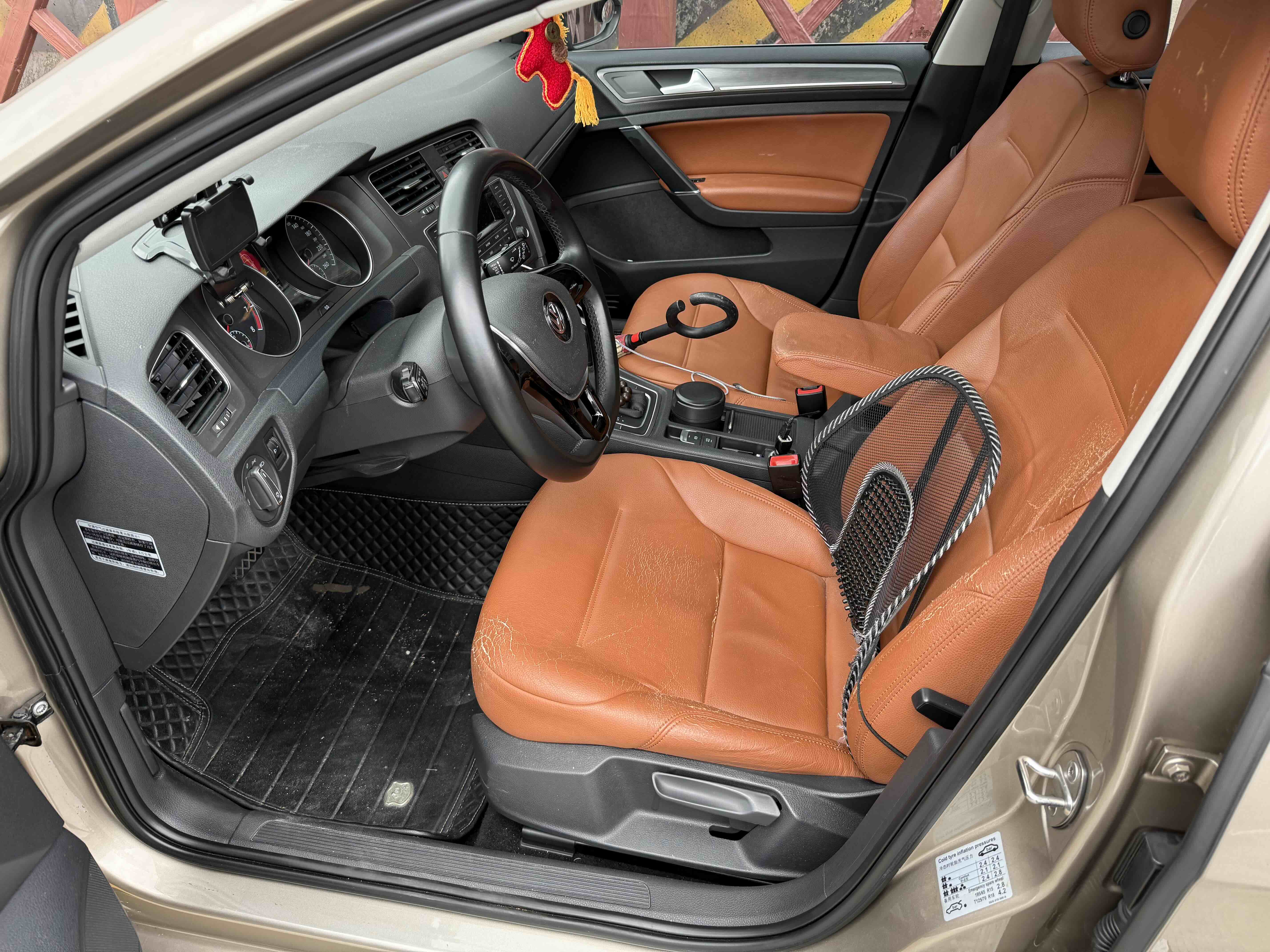 Volkswagen Golf 2015 car image #4