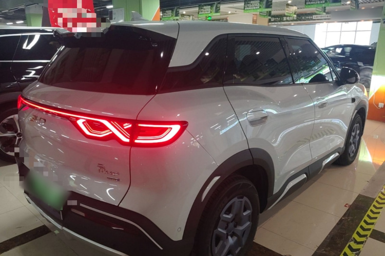 BYD YuanUP 2026 car image #7
