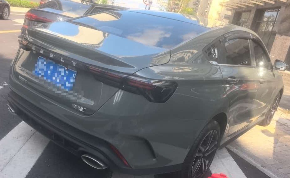 GEELY Binray 2022 imagem de carro #4