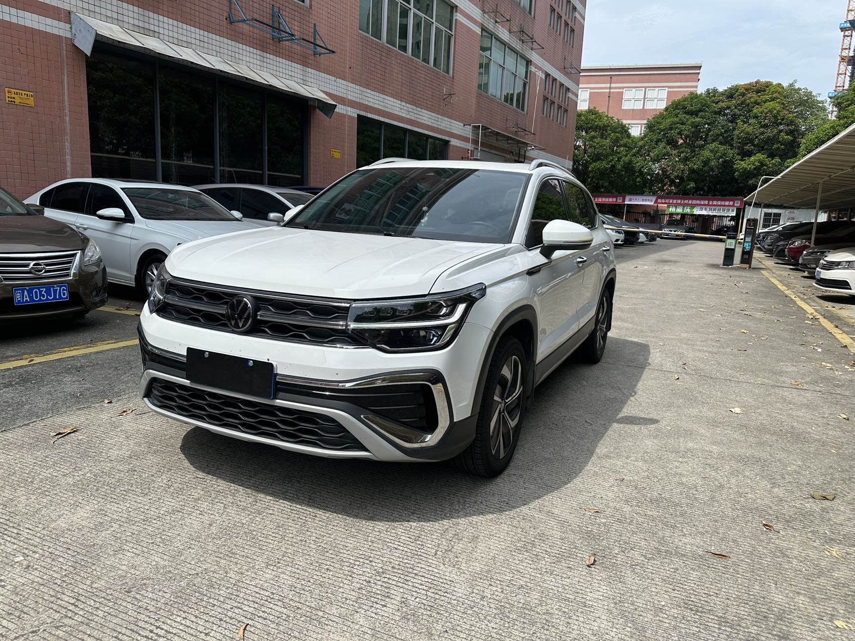 Volkswagen Tharu 2023 car image 