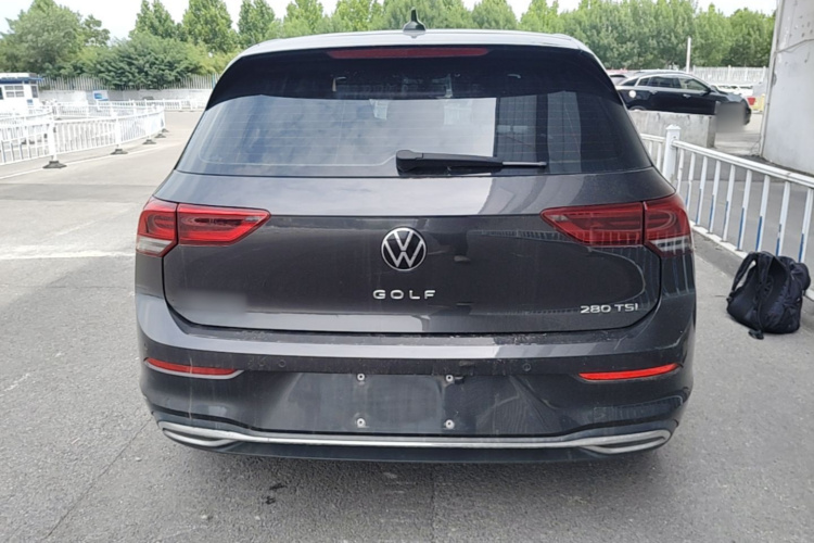 Volkswagen Golf 2021 #4 Volkswagen Golf 2021 car image #4
