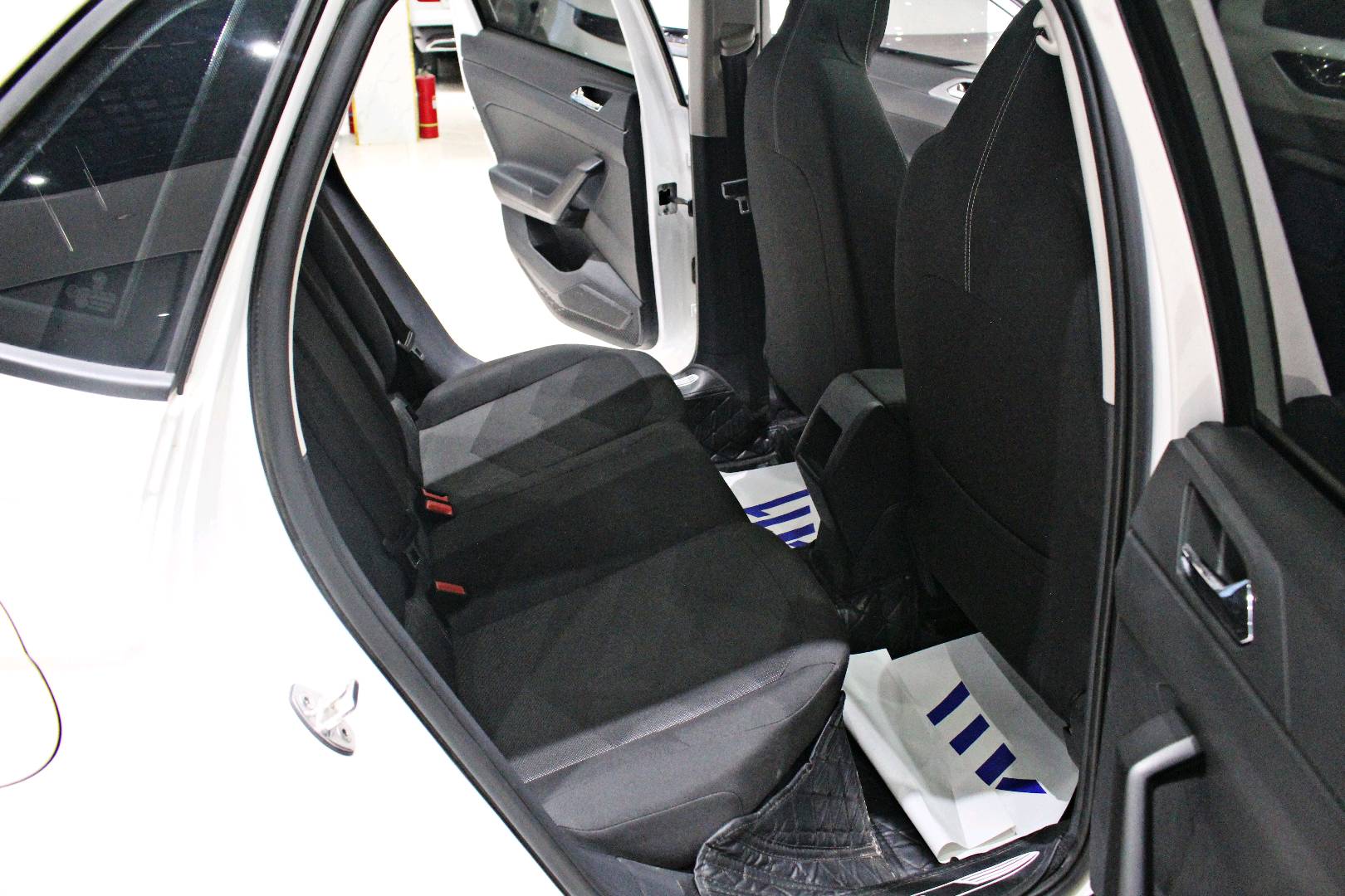 Volkswagen Polo 2020 car image #7