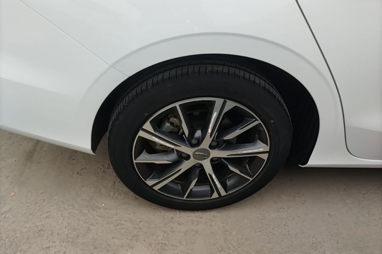GEELY Emgrand 2022 #10 GEELY Emgrand 2022 car image #10