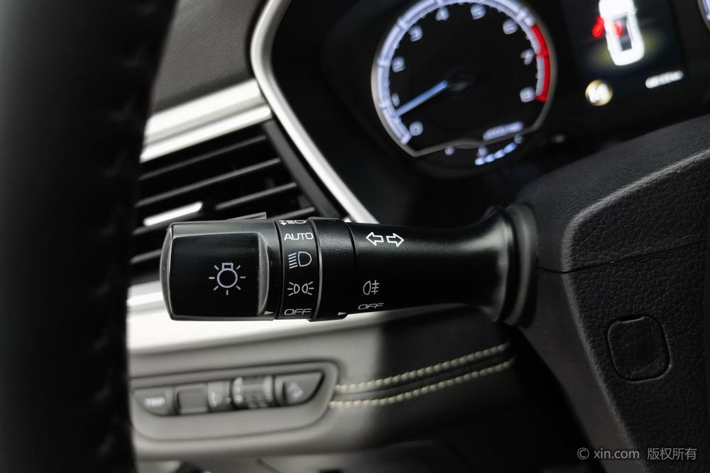 GEELY Vision X6 2020 car image #16