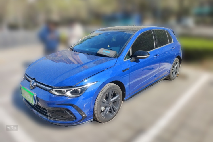 Volkswagen Golf 2021 car image #2