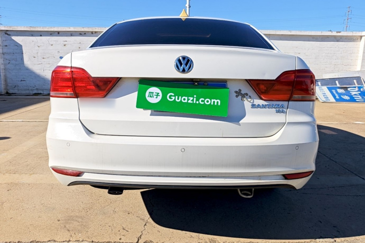 Volkswagen Santana 2016 imagen de coche #6