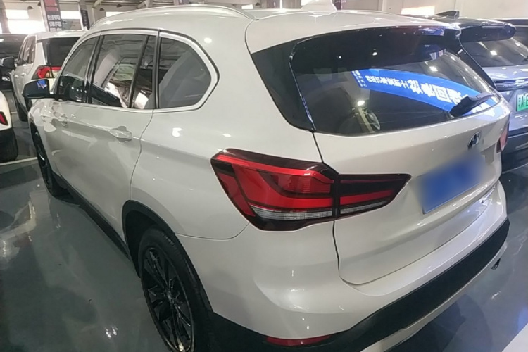 BMW X1 2021 #5 BMW X1 2021 car image #5