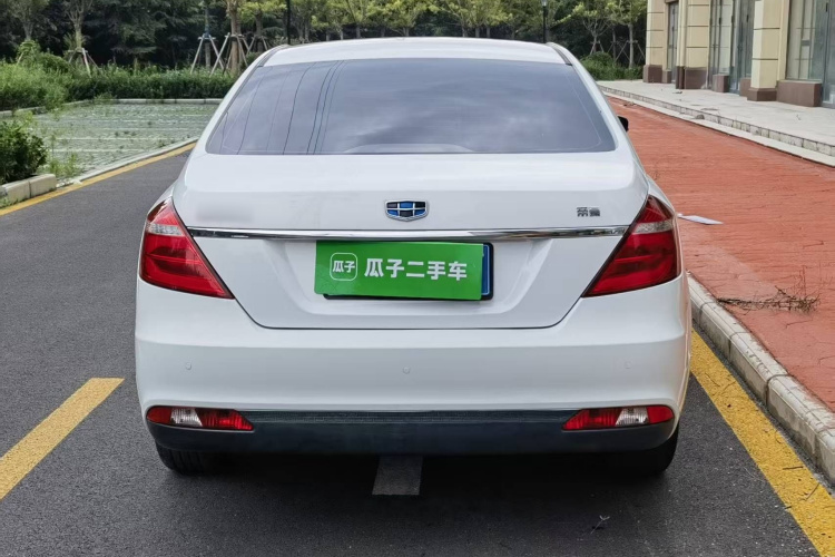 GEELY Emgrand 2017 car image #6