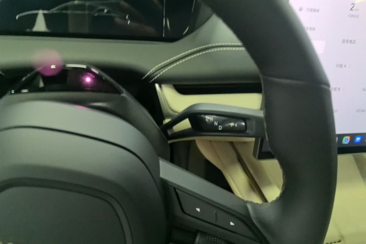 MI SU7 2025 car image #18