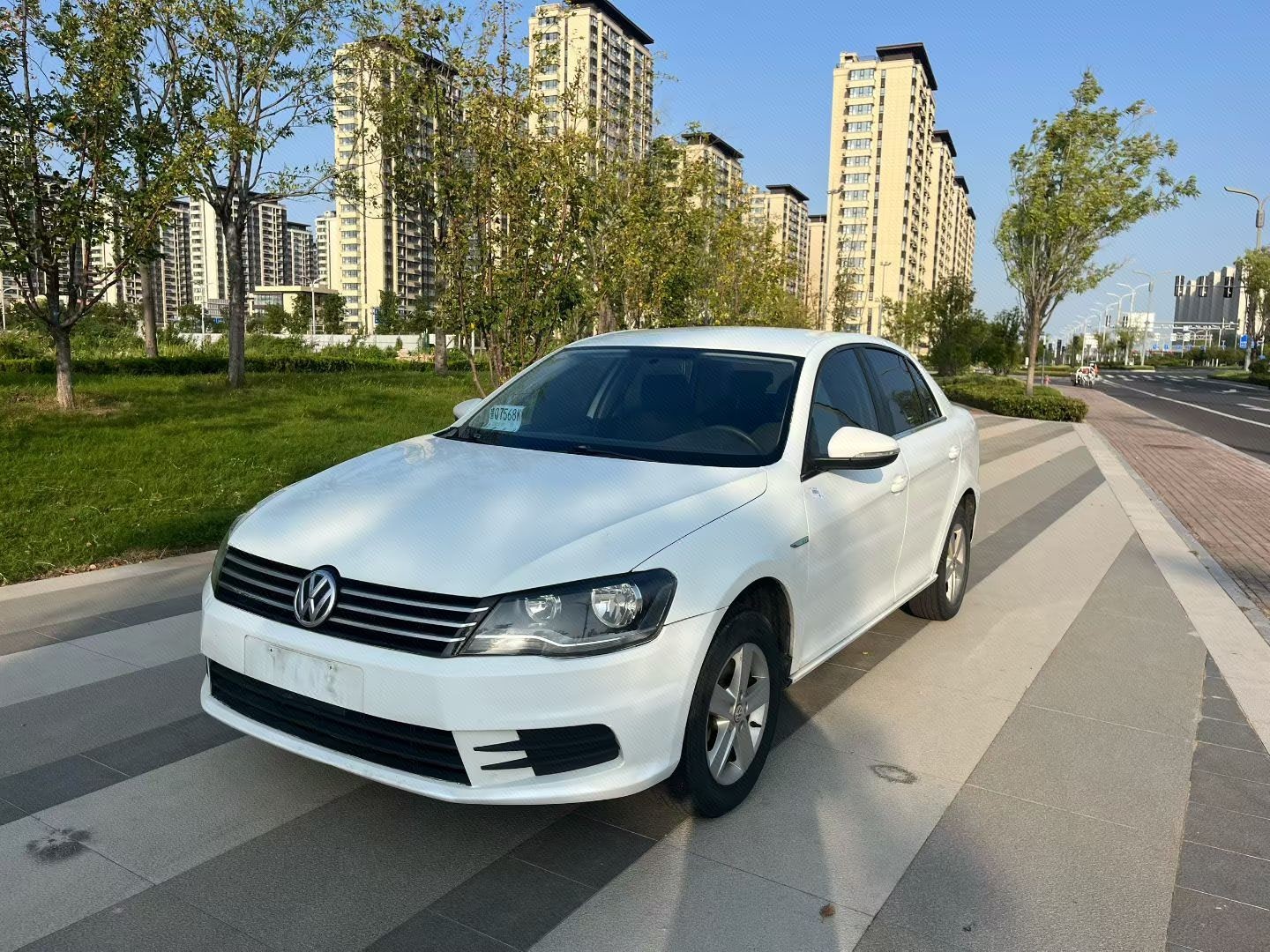 Volkswagen Bora 2014 car image 