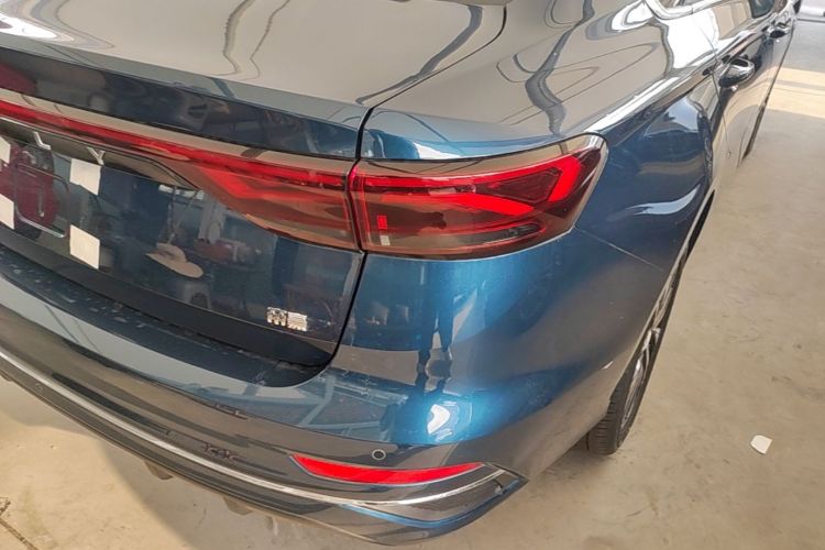 GEELY Emgrand 2026 car image #8