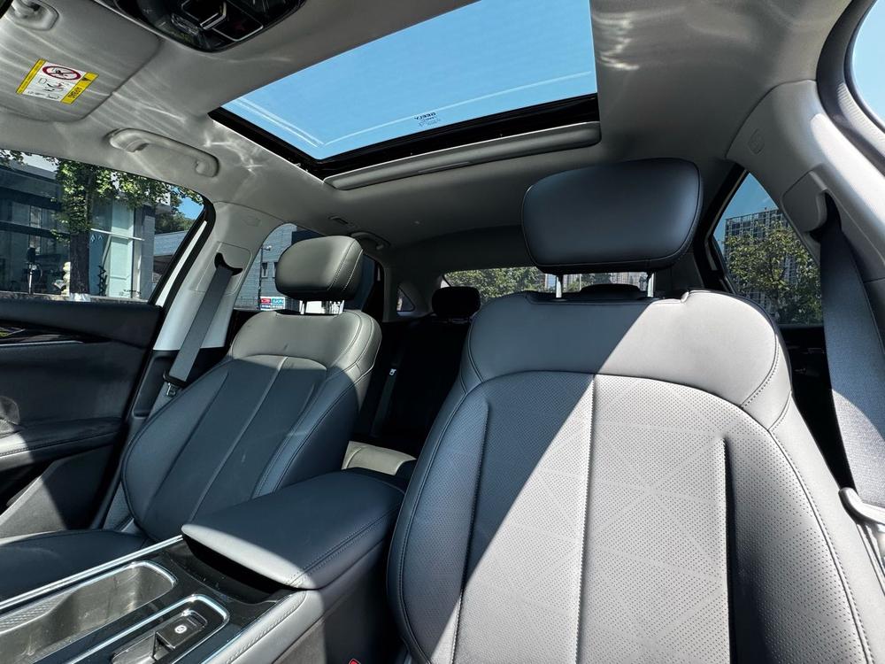 GEELY Emgrand 2026 #26 GEELY Emgrand 2026 image de voiture #26