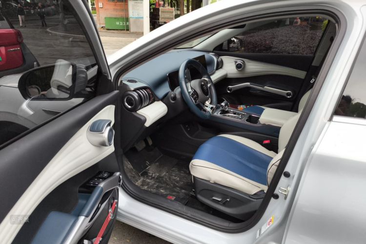 BYD Yuan Plus 2022 #18 BYD Yuan Plus 2022 car image #18
