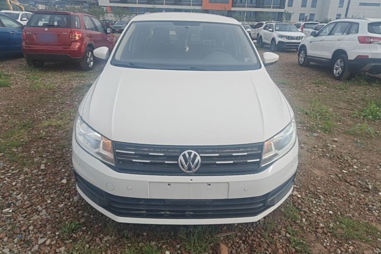 Volkswagen Santana 2019 car image #3