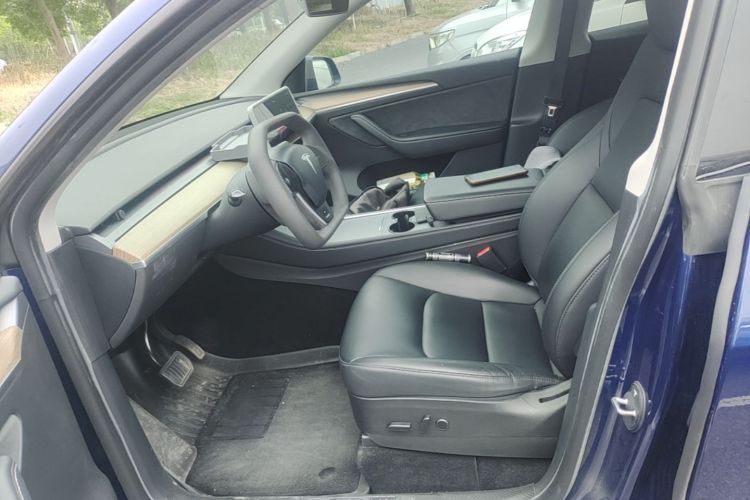 Tesla Model Y 2022 #15 Tesla Model Y 2022 car image #15
