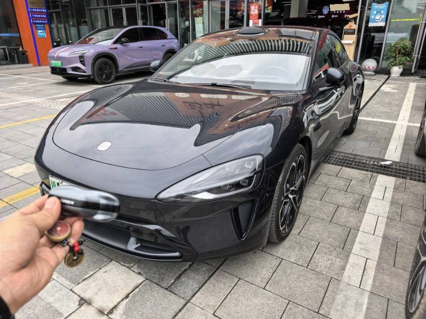 MI SU7 2024 car image 