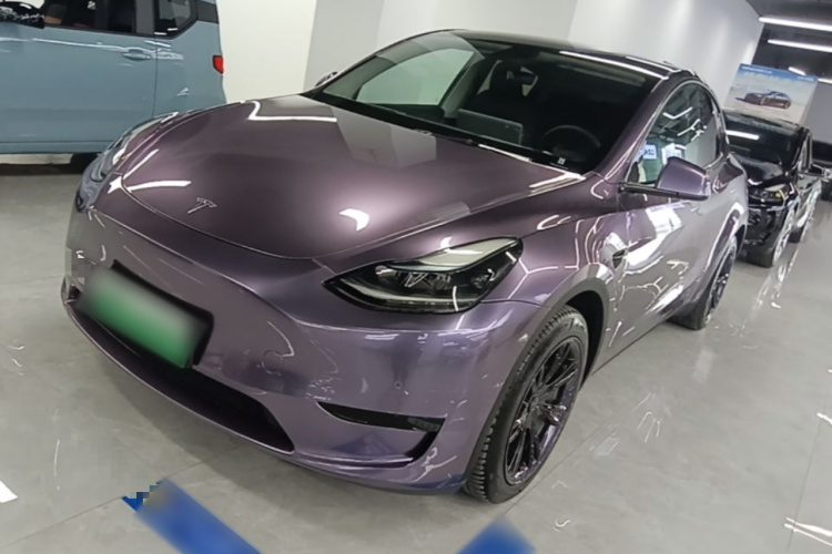 Tesla Model Y 2022 immagine di auto #2
