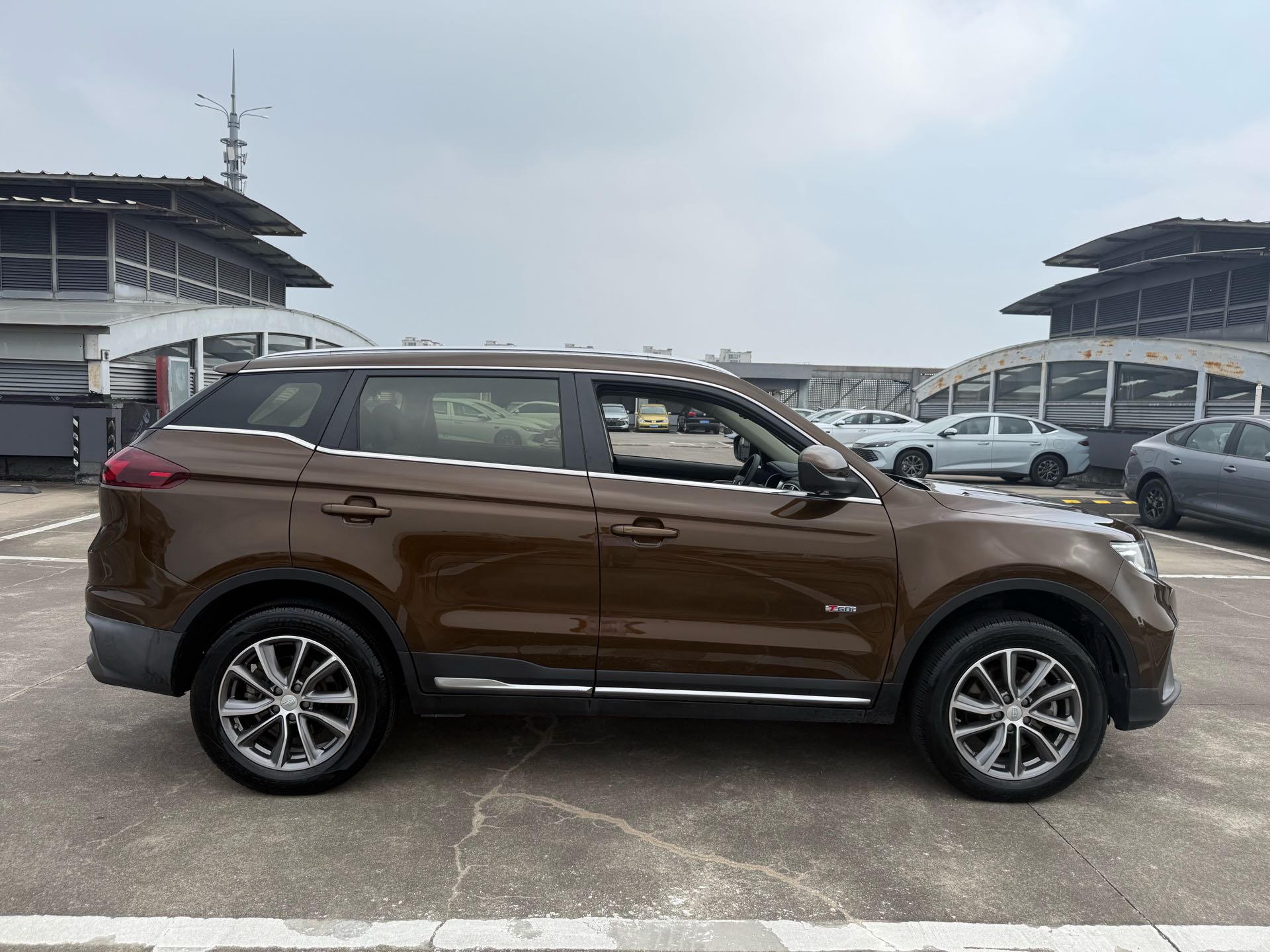 GEELY Boyue 2018 #4 GEELY Boyue 2018 imagen de coche #4