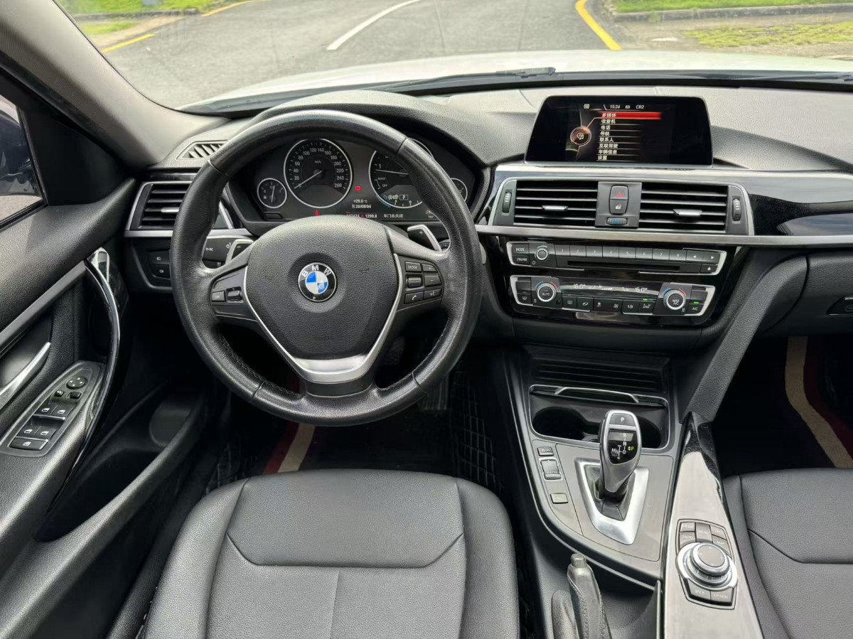 BMW 3 Series 2017 #11 BMW 3 Series 2017 car image #11