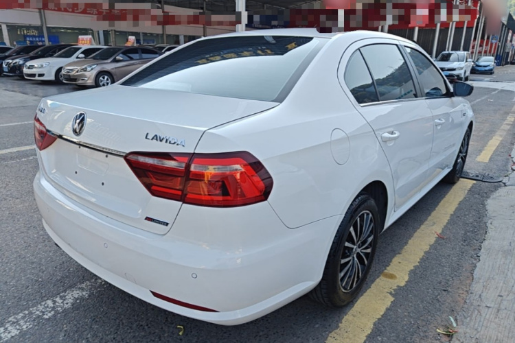 Volkswagen Lavida 2015 car image #7