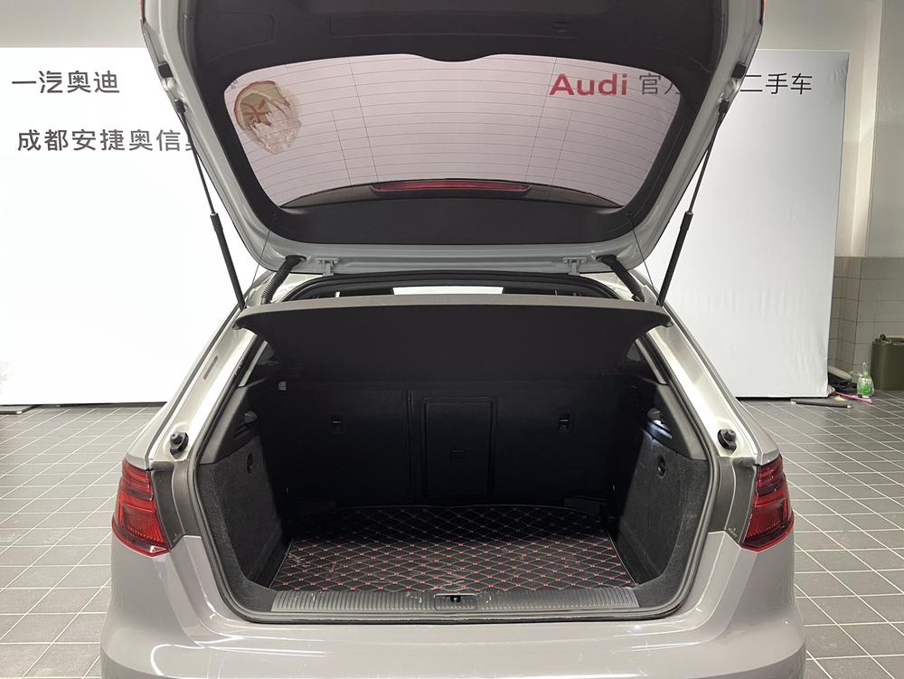 Audi A3 2019 car image #16