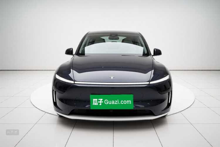 Tesla Model Y 2025 car image #3