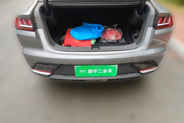 BYD Han 2022 #17 BYD Han 2022 car image #17