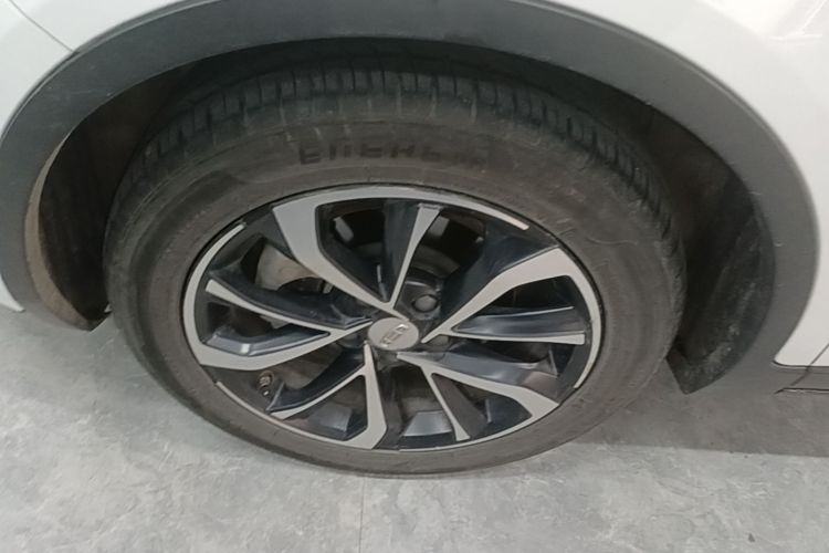 GEELY Emgrand GS 2020 car image #9