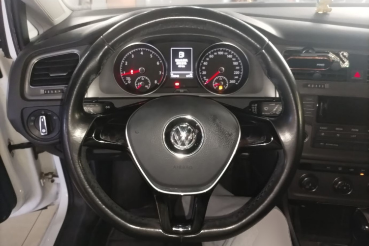 Volkswagen Golf 2015 #11 Volkswagen Golf 2015 car image #11