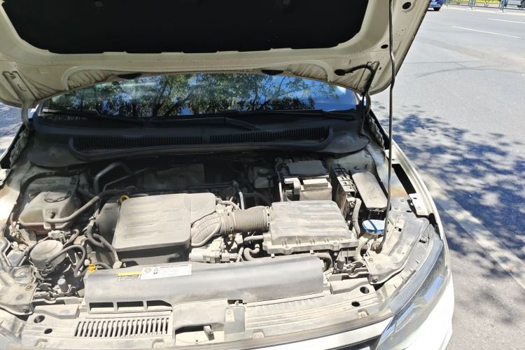 Volkswagen Polo 2019 car image #29