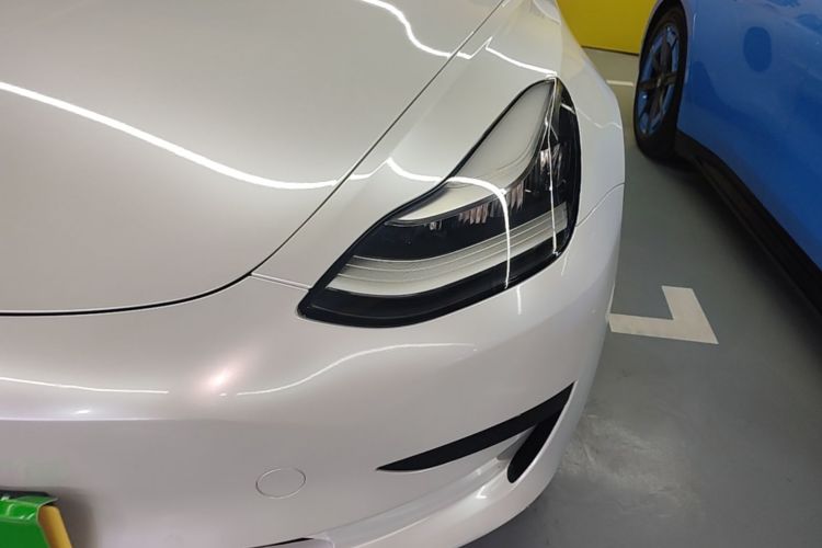 Tesla Model 3 2020 car image #23