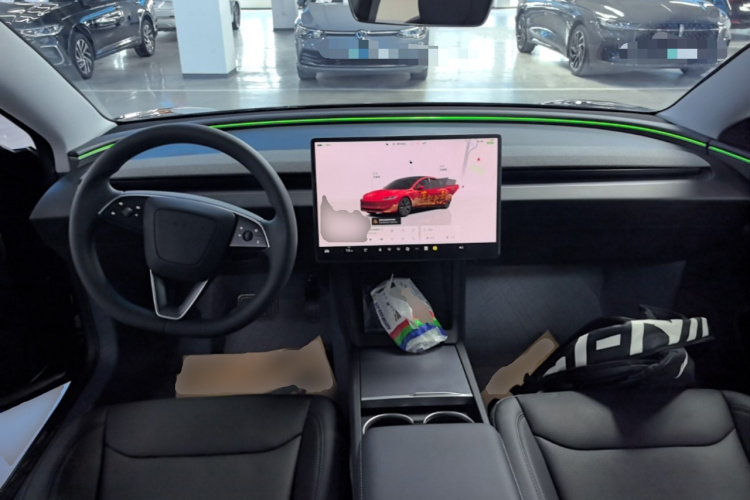Tesla Model 3 2025 car image #10