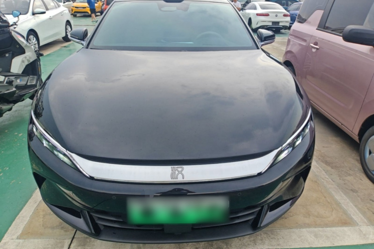 BYD Han 2025 car image #3