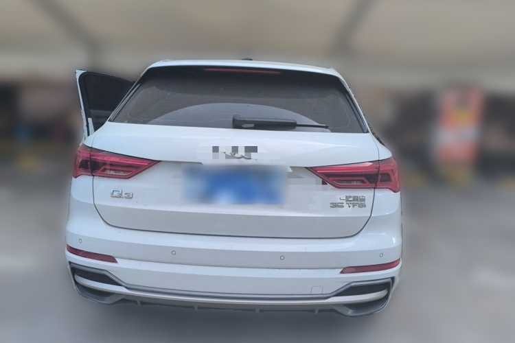 Audi Q3 2023 #4 Audi Q3 2023 car image #4