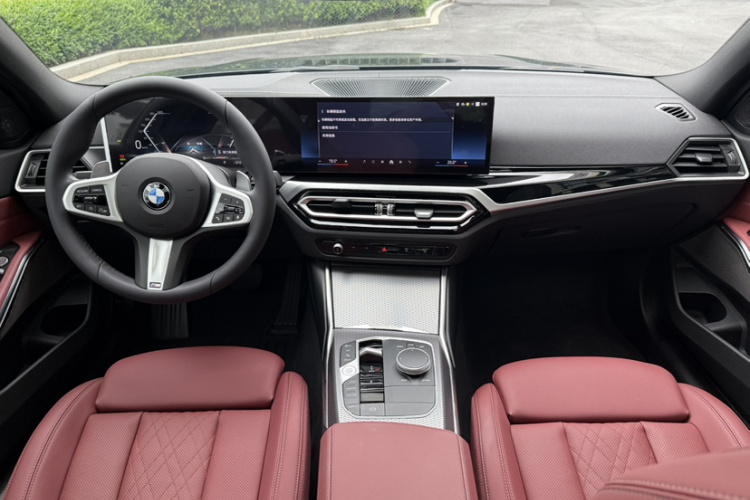 BMW 3 Series 2024 #24 BMW 3 Series 2024 car image #24