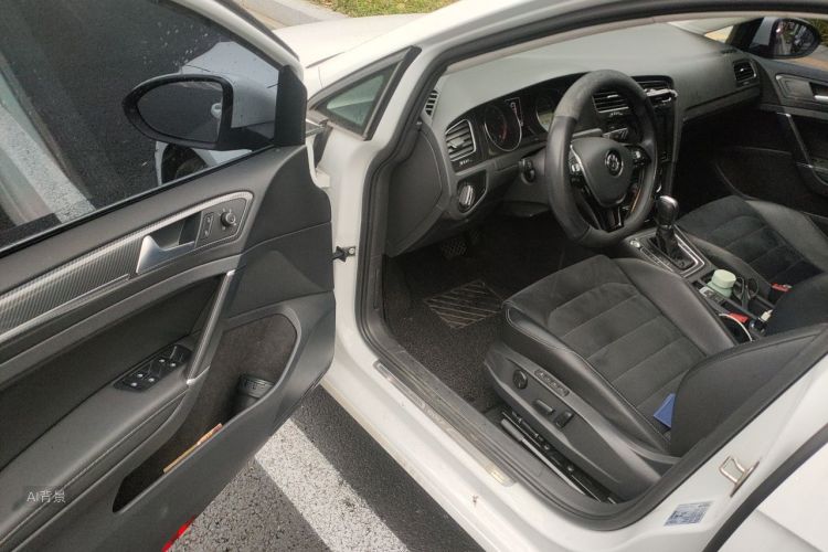 Volkswagen Golf 2019 #18 Volkswagen Golf 2019 car image #18