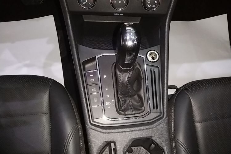 Volkswagen Lavida 2022 #14 Volkswagen Lavida 2022 car image #14