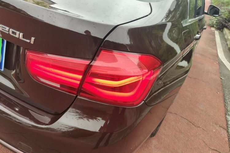 BMW 3 Series 2017 #8 BMW 3 Series 2017 car image #8