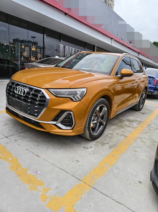 Audi Q3 2019 #2 Audi Q3 2019 car image #2