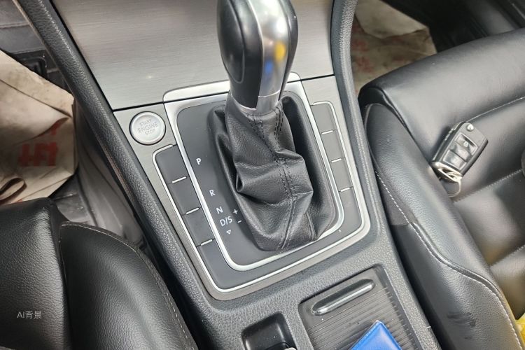 Volkswagen Golf 2016 car image #16