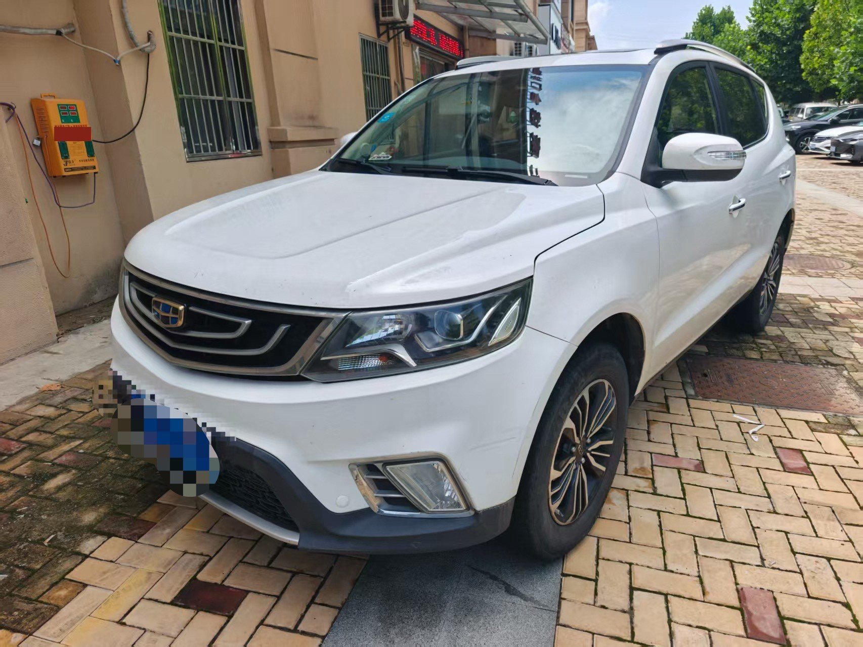 GEELY Vision X6 2018 car image 