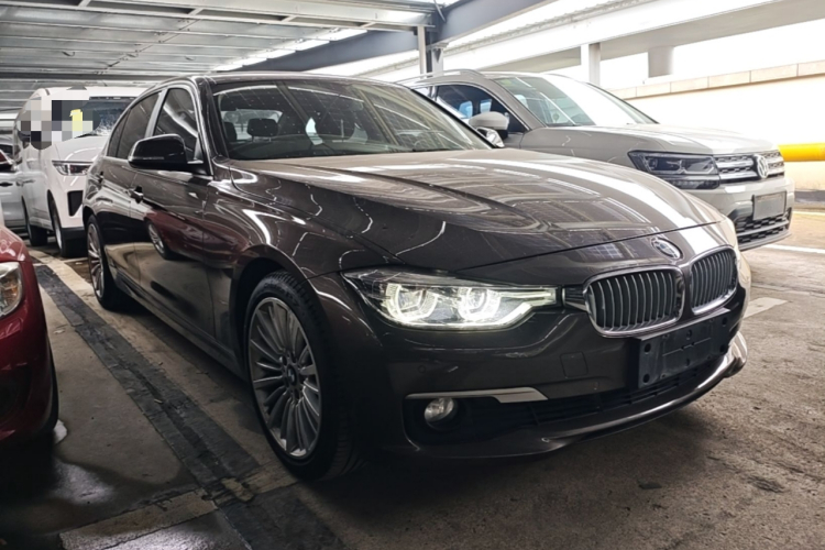 BMW 3 Series 2018 #4 BMW 3 Series 2018 car image #4