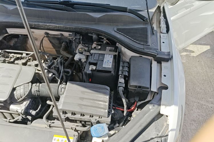 Volkswagen Bora 2021 car image #24