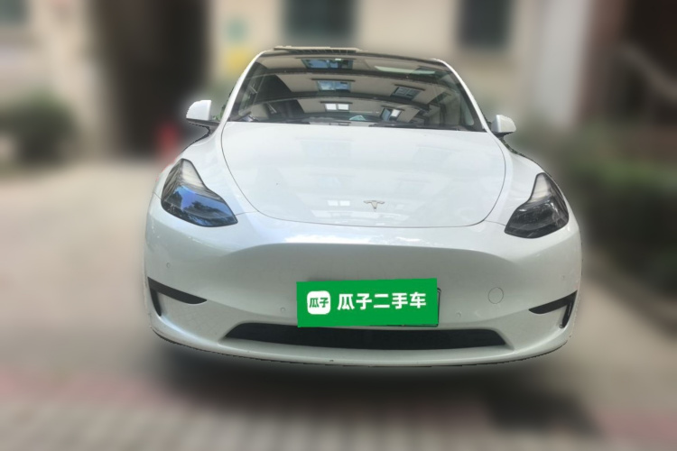 Tesla Model Y 2022 #3 Tesla Model Y 2022 car image #3