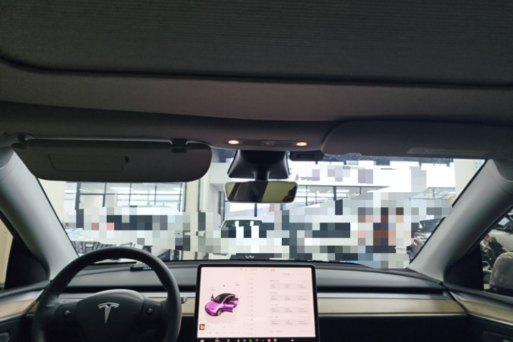 Tesla Model Y 2023 #18 Tesla Model Y 2023 car image #18