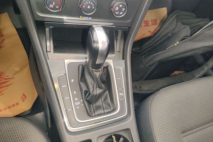 Volkswagen Golf 2017 изображение автомобиля #14