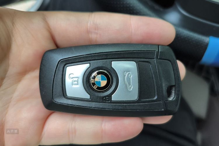 BMW 3 Series 2019 #10 BMW 3 Series 2019 car image #10