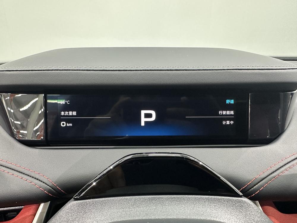 2024 #14 2024 imagen de coche #14