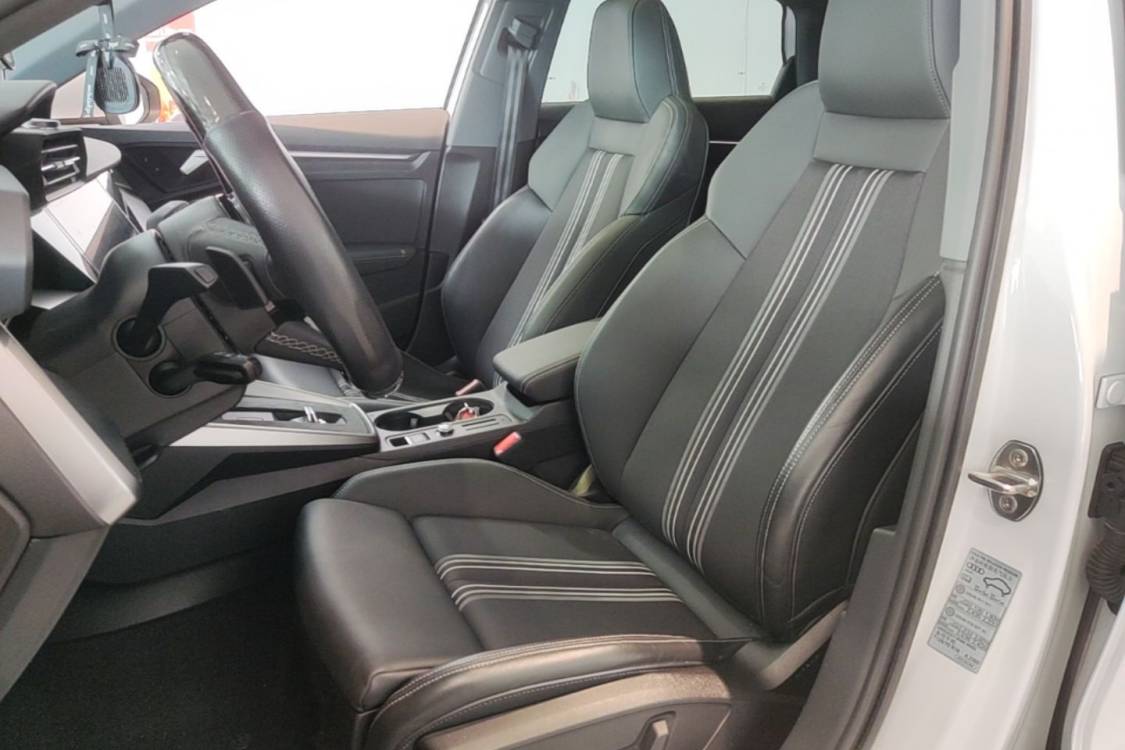 Audi A3 2024 immagine di auto #12