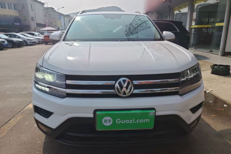 Volkswagen Tharu 2019 #3 Volkswagen Tharu 2019 car image #3